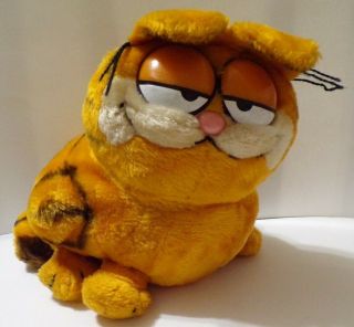 Vintage 1981 Dakin Garfield Cat Plush Stuffed Animal Toy 9 " Sitting