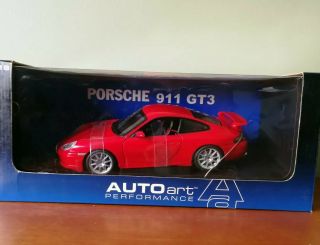 1:18 Autoart Performance 2003 Porsche 911 (996) Gt3 Street In Red 77811 Read