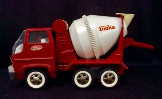Vintage 1970 - 1973 Tonka Cement Concrete Mixer Toy Truck Pressed Steel Red/white