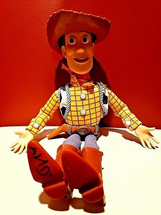 Vintage 1995 Disney Pixar Toy Story Pull String Talking Woody Doll 16 "