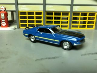 1/64 1969 Ford Mustang Mach I/met.  Blue/blk Int/351 Windsor/ 4 Sp/shaker Hood
