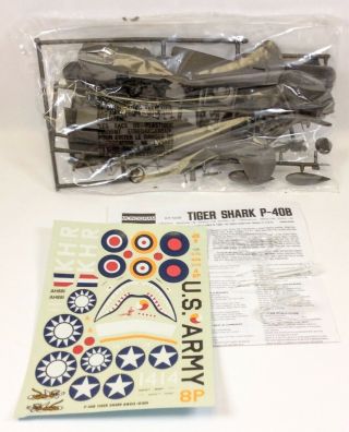 Monogram 5209 P - 40b Tiger Shark 1/48 Scale Bagged Plastic Model Kit No Box