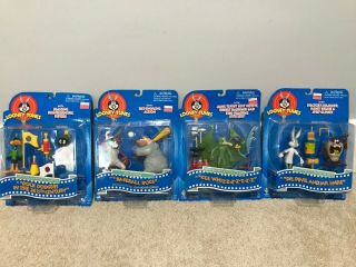 Looney Tunes Action Figures Playmates Set X4 1997 In Package