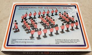 Prince August Mould Set Traditional Soldier 