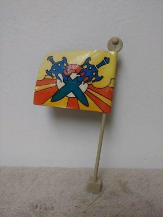 1983 Mattel Masters of the Universe He - Man Castle Grayskull Flag & Pole 2