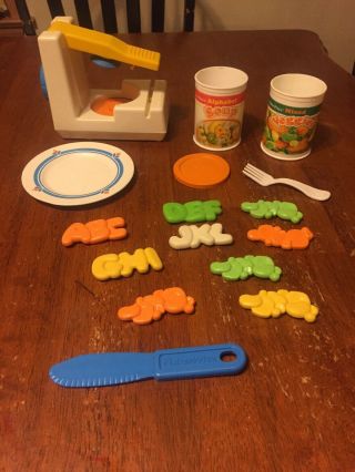 Vintage Fisher Price Fun With Food 2107 Vegetable Can Opener Set 1987