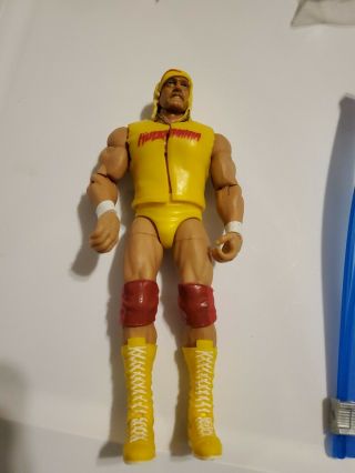 Wwe Elite Defining Moments Hulk Hogan Figure.