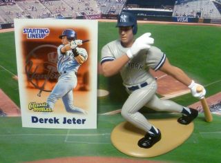 2000 Derek Jeter - Starting Lineup - Slu - Figure & Card - York Yankees