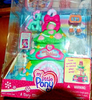 My Little Pony - Ponyville " A Very Minty Christmas " Tree