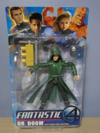 Fantastic Four: Dr.  Doom Figure With Traffic Light (toybiz 2005) Noc