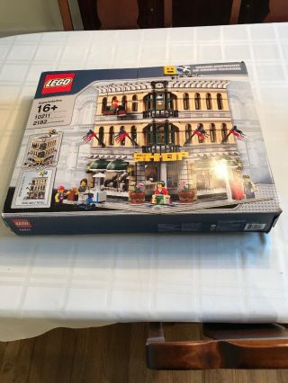 Lego Creator Grand Emporium (10211) Factory Retired Set
