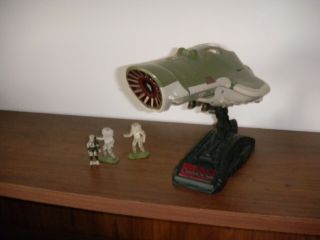 Predator Action Fleet Warrior Transport Ship With 3 Figures And Stand
