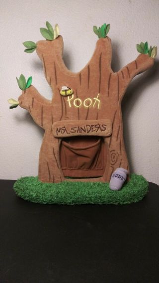 Disney Store Winnie The Pooh Finger Puppets Mr Sanders Tree Stage,  No Puppets