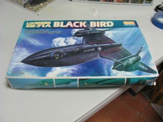 1/72,  1:72,  Academy - Sr - 71 Blackbird - (bashed Up Box)