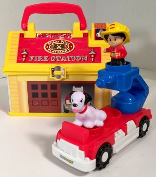 Fisher Price Little People On The Go Fire Station Take Along Travel Play Set