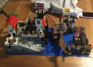 Lego Pirates Imperial Trading Post (6277) 100 Complete With Instructions