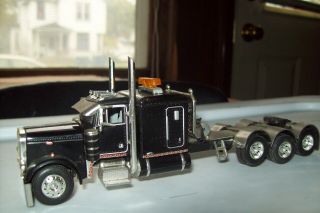 Dcp Custom Stretched Frame Tri - Axle Peterbilt 379 63 " Sleeper Tractor 1/64