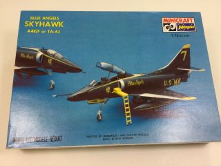 Minicraft - Hasegawa 1:72 1140 Blue Angels Skyhawk A4e/f Or Ta - 4j Open Box