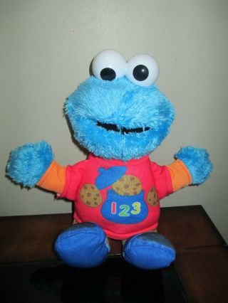 Sesame Street Cookie Monster Plush Interactive Talks Sings & Counts 12 "