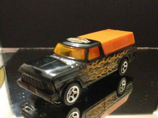Black W/flames 79 Ford F - 150 Harley Davidson Hot Wheels 1/64 Collectible Truck