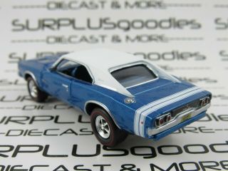 Johnny Lightning 1:64 LOOSE Collectible Blue 1968 DODGE CHARGER R/T Diorama Car 2