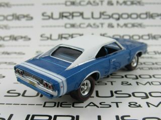 Johnny Lightning 1:64 LOOSE Collectible Blue 1968 DODGE CHARGER R/T Diorama Car 3
