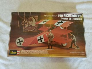 Revell 1/28 Red Baron Von Richthofen’s Fokker Dr1 Triplane Kit ©1975 H - 233