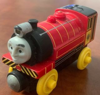 Thomas Wooden Railway Train: Light Up Talking Victor ©2003 Sound Battery Operate