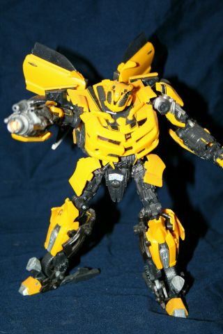 Transformers Masterpiece Movie Toys R Us Mpm - 03 07 Bumblebee Official