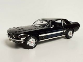 1:18 Greenlight 1968 Ford Mustang Gt California Special Black Chrome Finish 300p