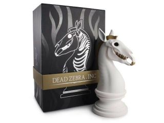8 " The Last Knight - Classical Edition By Andrew Bell Dunny Fro Dead Zebra Le200