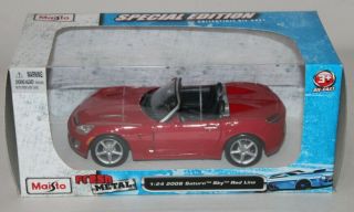 Boxed Die Cast Car 1:24 Scale Maisto Fresh Metal 2008 Saturn Sky Red Line