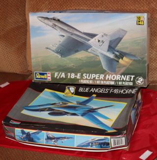 2 F18 Model Kits 1:48 Revell Fa18e Hornet & Monogram F18 Blue Angels
