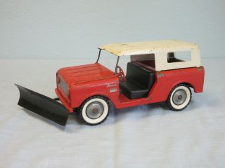 Tru - Scale International Harvester Scout With Snowplow