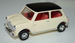 Matchbox Dinky Toys - Austin Mini Cooper 1964 - Cream / Black