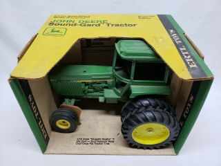 1/16 Scale Ertl John Deere Sound - Gard Tractor W/ Yellow Top Box Vintage