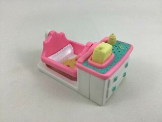 Fisher Price Loving Family Dollhouse Musical Baby Cradle Crib Bed Vintage 1999