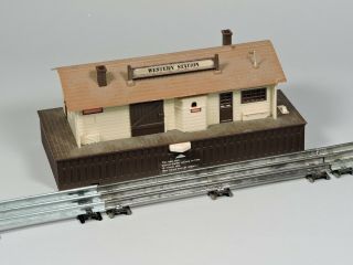 Vintage 1986 Western Station Talking Railroad Train Station - O Gauge