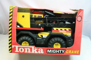 Tonka Mighty Crane 758 Diesel Pressed Steel Excavator / Crane Box