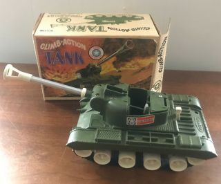 Vintage Remco Light Bulldog Tank Climb Action Needs Battery Cover 1973