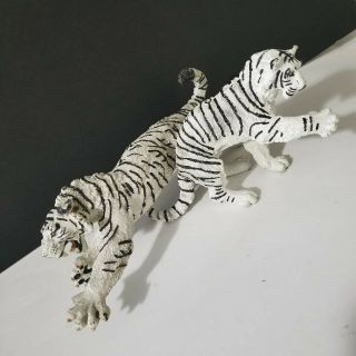 Vanishing Wild White Siberian Tigers By Safari Ltd.  Leaping And Standing Figures