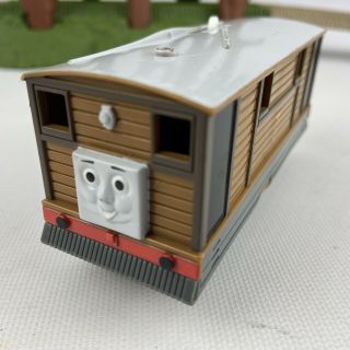 Thomas Toby And The Whistling Woods Trackmaster Mattel Fisher Price 2009 V6753 2