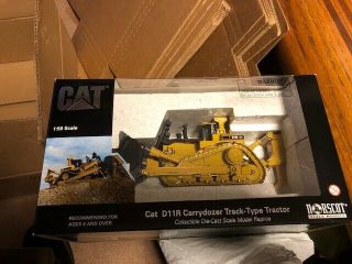 Cat D11r Carrydozer Track Type Tractor Diecast 1:50 Scale 55070