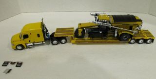 1/64 Dcp Diecast Promotion Freightliner Cascadia With Renegade Trailer And Load