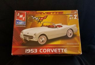 Amt Ertl 1953 Chevrolet Corvette 1:25 Scale Model Kit 31811