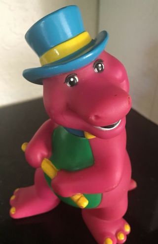 Barney Toy Lyons Group 1993 Dinosaur Plastic Vinyl Top Hat “fun Time Barney”