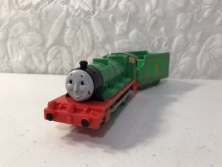 Thomas & Friends Henry Hit Toy Trackmaster Motorized Train Engine & Car 2006 2