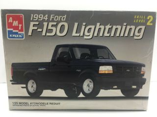 Amt 1:25 Scale 1994 Ford F - 150 Lightning Boxed Model Kit