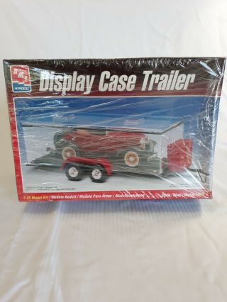Amt/ertldisplay Case Car Haulr Traler Display Case Model Car Kit 1:25