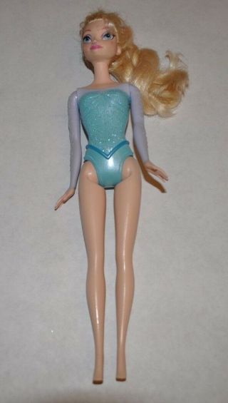 Disney Princess Elsa Frozen Ice Skating Doll 12 "